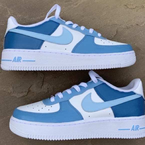 Color Way Custom Air Force 1’s - Picture 4 of 8